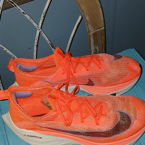 Nike Zoom Athletic Shoes - Coral and White - Picture 3 of 5